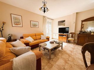 Casa pareada en venta en Loeches