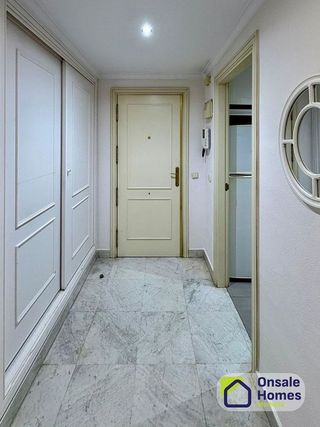 Piso en venta en Puerto Banús en Marbella