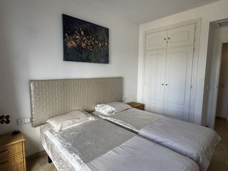 Piso en venta en Puerto de la Duquesa en Manilva