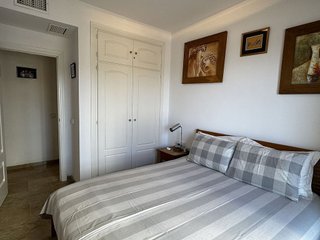 Piso en venta en Puerto de la Duquesa en Manilva