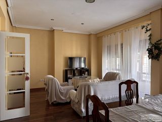 Piso en venta en Lucena