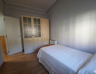 Piso en venta en Flores de Sil - La Placa en Ponferrada