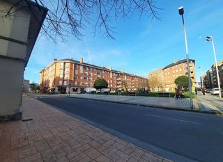 Piso en venta en Flores de Sil - La Placa en Ponferrada
