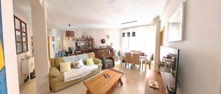 Piso en venta en Los Remedios en Sevilla