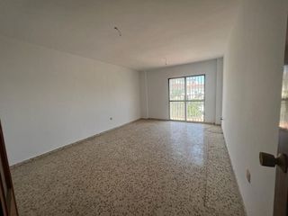 Piso en venta en Zona Hispanidad-Vivar Téllez en Vélez-Málaga