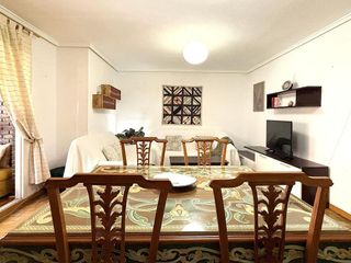 Piso en venta en Mercado en Alicante