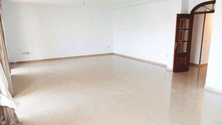 Piso en venta en Los Pacos en Fuengirola