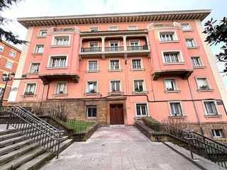 Piso en venta en Santo Domingo en Oviedo