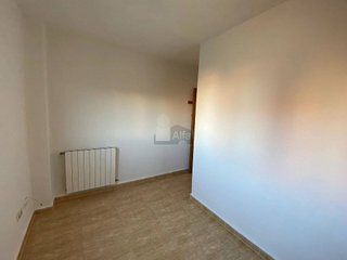 Piso en venta en Parla Este en Parla