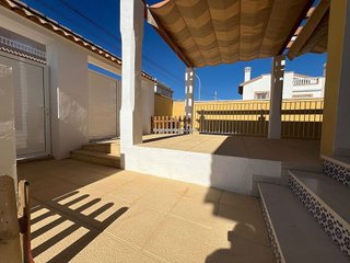 Chalet en venta en Campos de Golf - Villa Martin - Los Dolses en Orihuela