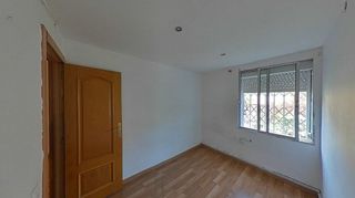 Piso en venta en Ciutat Meridiana en Barcelona