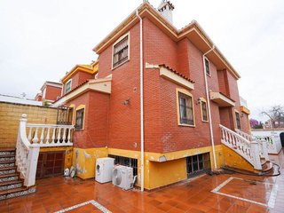 Casa pareada en venta en Manantiales - Lagar - Cortijo en Alhaurín de la Torre
