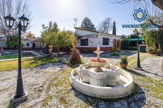Chalet en venta en Ogíjares