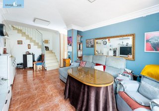 Casa adosada en venta en Crta. De la Sierra en Granada
