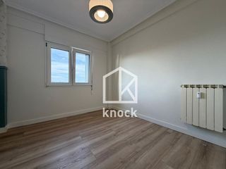 Piso en venta en El Polígono en Gijón