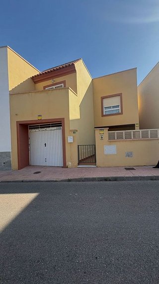 Dúplex en venta en Huércal de Almería