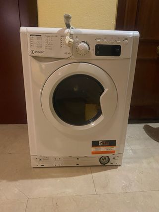 Lavadora Secadora Indesit 7kg/5kg