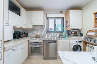 Ático en venta en Milán - Pumarín - Teatinos en Oviedo