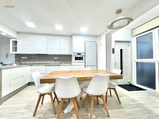 Piso en venta en Centro en Gijón