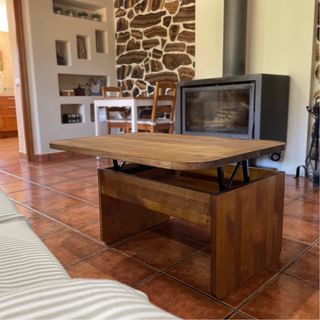 Mesa de centro elevable de madera