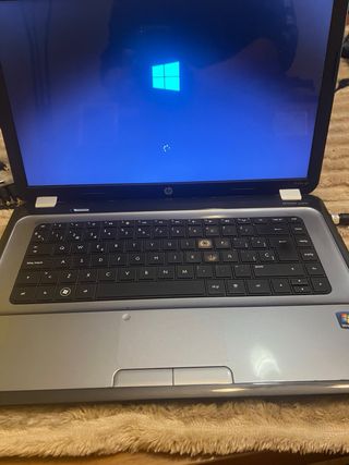 HP Pavilion G6 Plata