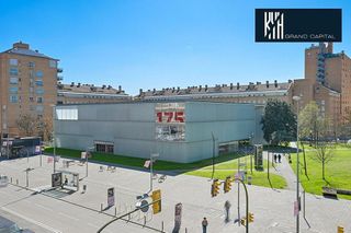 Piso en venta en Eixample Nord – La Devesa en Girona