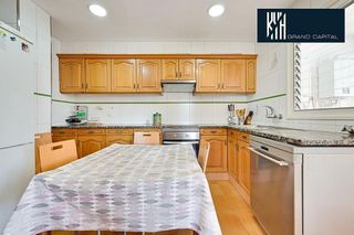 Piso en venta en Eixample Nord – La Devesa en Girona