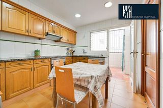 Piso en venta en Eixample Nord – La Devesa en Girona