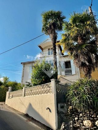 Chalet en venta en Bergondo