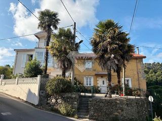 Chalet en venta en Bergondo