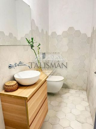 Chalet en venta en Bergondo