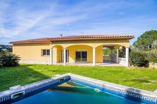 Chalet en venta en Torre Valentina-Mas Vilar de La Mutxada-Treumal en Calonge