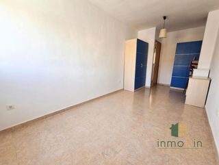 Casa adosada en venta en Don Benito