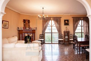 Chalet en venta en Santiponce