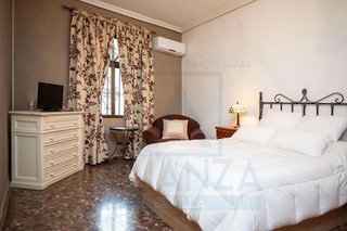 Chalet en venta en Santiponce