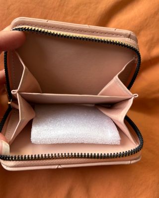 Monedero tejido rosa