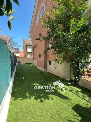 Casa pareada en venta en Hospital - Nuevo Centro de Talavera de la Reina en Talavera de la Reina