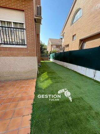 Casa pareada en venta en Hospital - Nuevo Centro de Talavera de la Reina en Talavera de la Reina