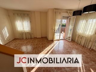 Casa pareada en venta en Hospital Nuevo en Valladolid