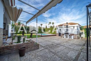 Chalet en venta en La Motilla en Dos Hermanas