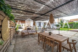 Chalet en venta en La Motilla en Dos Hermanas