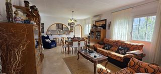 Chalet en venta en La Siesta - El Salado - Torreta en Torrevieja