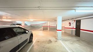Garaje en venta en Gorg - Pep Ventura en Badalona