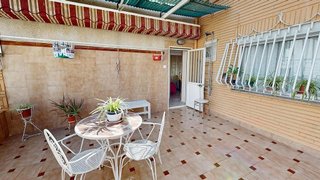 Casa adosada en venta en Peñamefecit - Avda Barcelona en Jaén