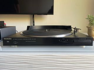 Tocadiscos Technics SL-J110R
