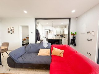 Chalet en venta en Sant Vicenç dels Horts