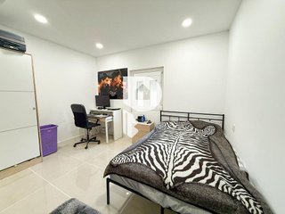 Chalet en venta en Sant Vicenç dels Horts