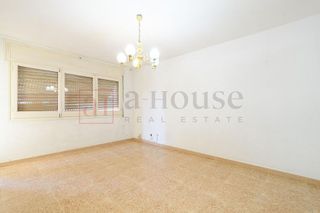 Piso en venta en Centre en Castelldefels