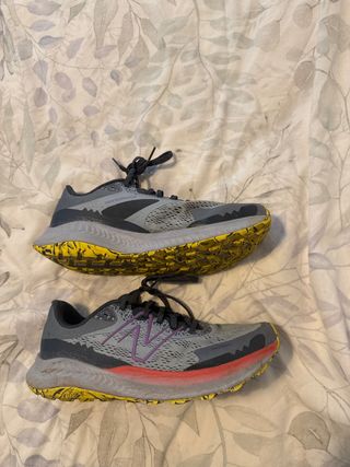 Zapatillas New Balance Trail Gris/Amarillo