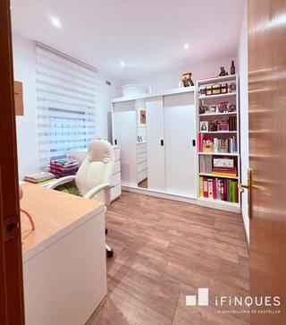 Casa pareada en venta en Les Arenes - La Grípia  Can Montllor en Terrassa